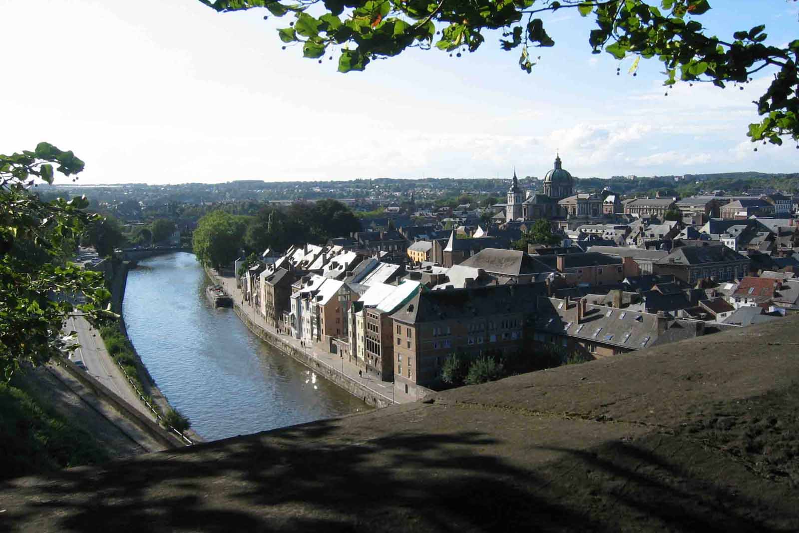 Naumur