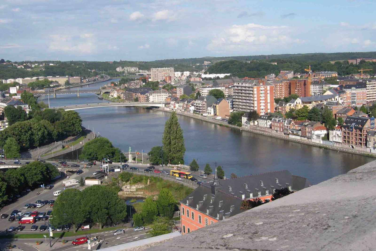 Naumur