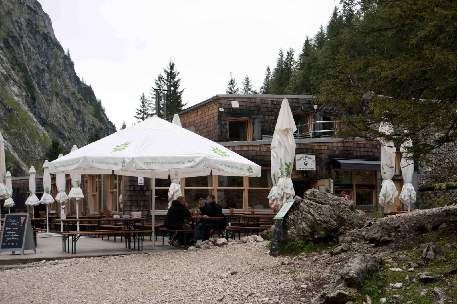 Höllentalangerhütte