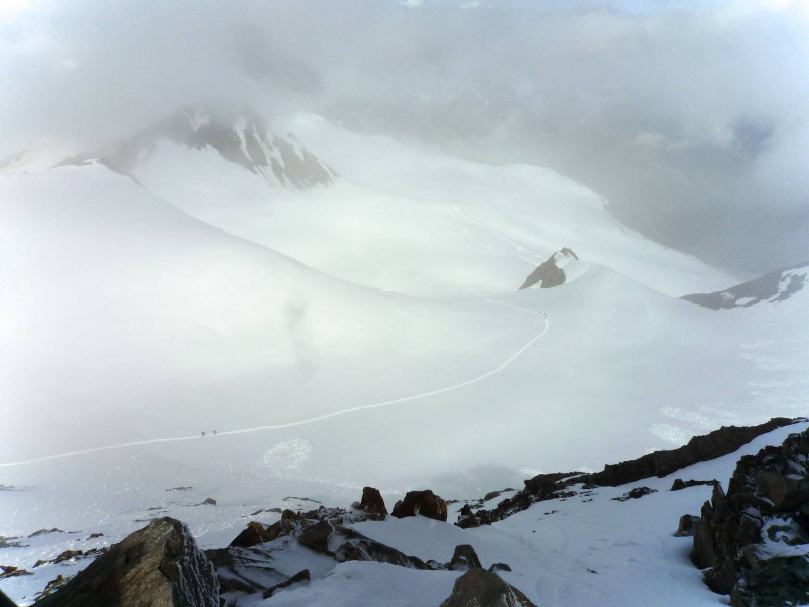 Gipfel im Nebel